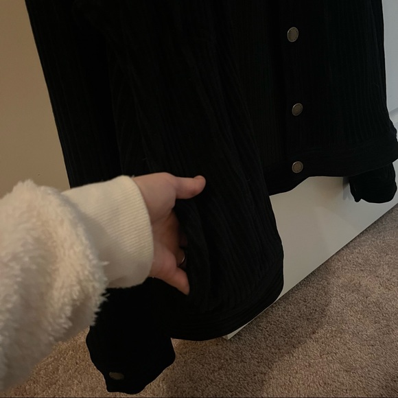 SOLD | Z Supply Corduroy Shirt Jacket - Picture 5 of 5